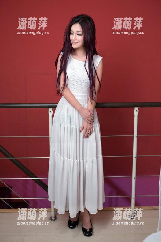 TuiGirl推女郎 - 赵梦洁全集：白色？我以为是某种流行色，结果是她风姿绰约的时刻！