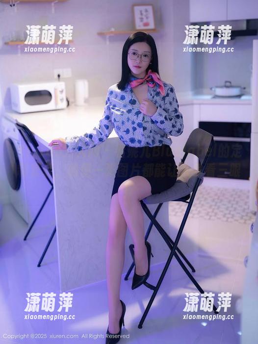 Xiuren秀人网 - 看妮儿Bluelabel的定制套装，随便一张图片都能让人多看三眼！