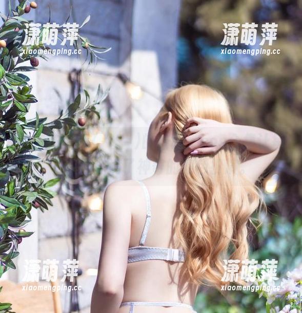 踏入Yebin(전예빈)的校园，cos合集让每一课都充满了神奇的角色扮演。