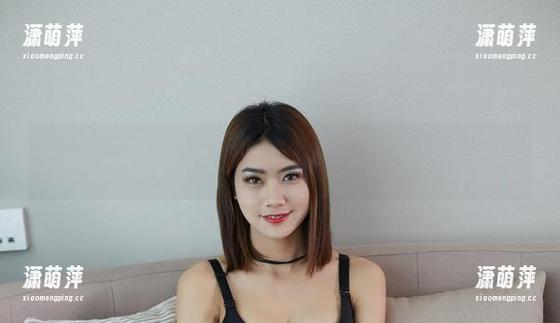 YouWu尤物馆-FoxYini孟狐狸 YouWu尤物馆 - 原图里的FoxYini孟狐狸是校服穿搭的天才?瞧瞧这照片,真让我想到了……那种校园的懵懂期。