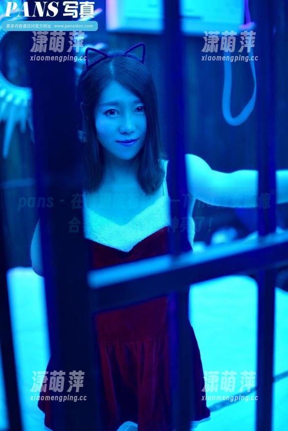 pans-Tina pans - 在修道院有约——Tina修女画像合集,好奇的眼神亮了!