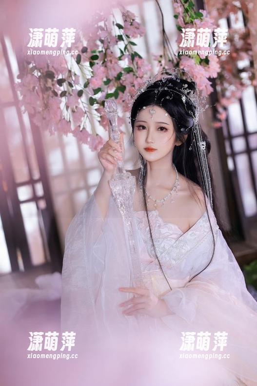 三度69 三度69的定制,礼服竟然可以传达这些微妙情绪