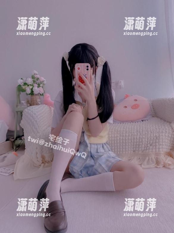 不知不觉被二阶堂宅绘子吸引，拯救无聊的原图就靠这一组白丝！