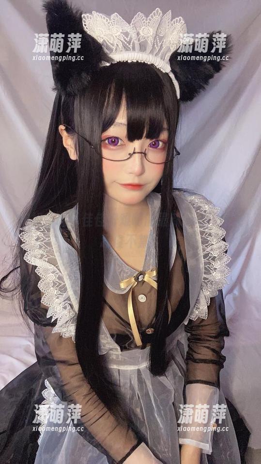 姐姐新装：佳佳好难啊的最新cos，让人忍俊不禁！