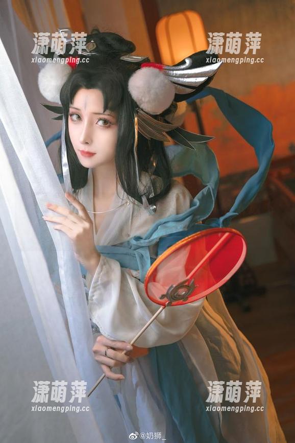 奶狮不咬人的赫萝原图，哇，风格太放飞了，精选完美搭配！