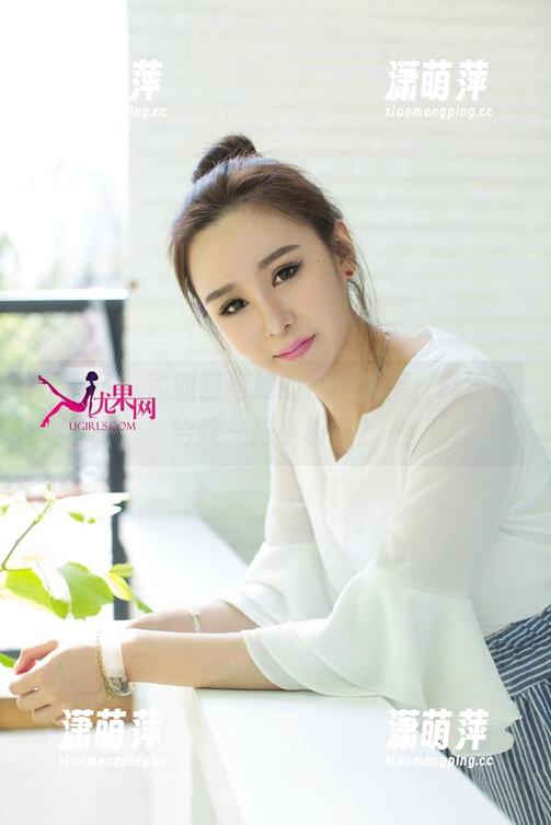 尤果网 - 孟狐狸与她的自拍画像，能不能给我一把小板凳？