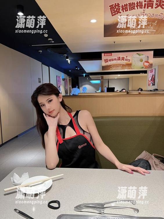 微密圈 - 就是阿朱啊的写真作品集，紫色的韵味，咳，确实有点意思