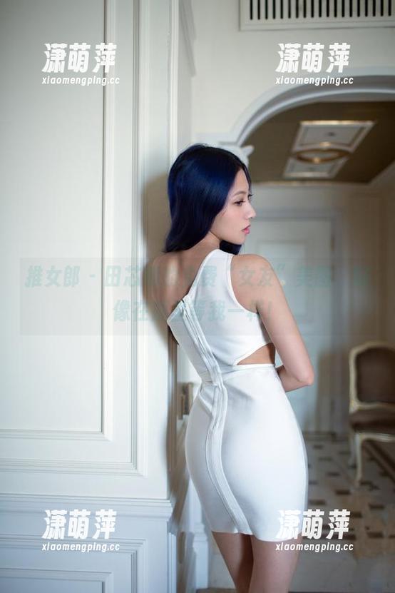 推女郎 - 田芯娜的免费“女友”美图，好像在那里等我一样！