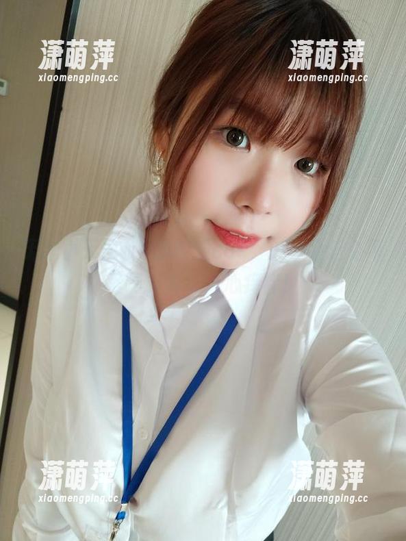 无颜小天使wy的校服cos，怎么会这么可爱啊，真让人心痒痒！