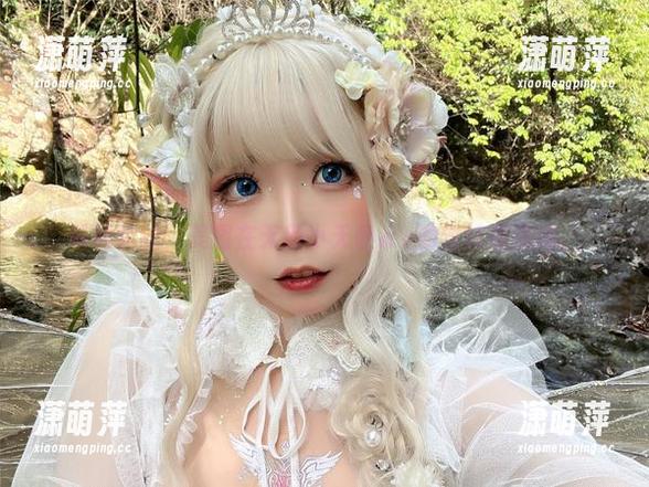 静悄悄的，美图在无颜小天使wy的丝袜里流淌。