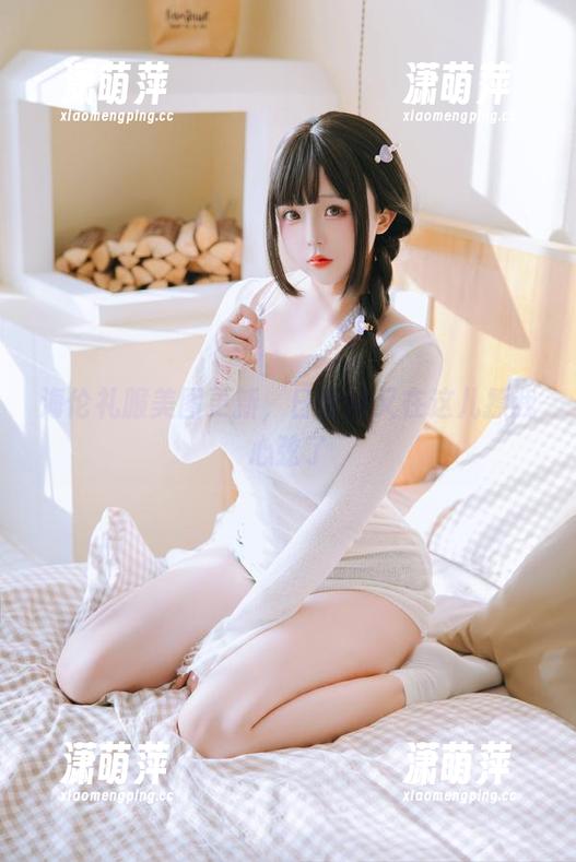 海伦礼服美图更新，日奈娇又在这儿撩我心弦了