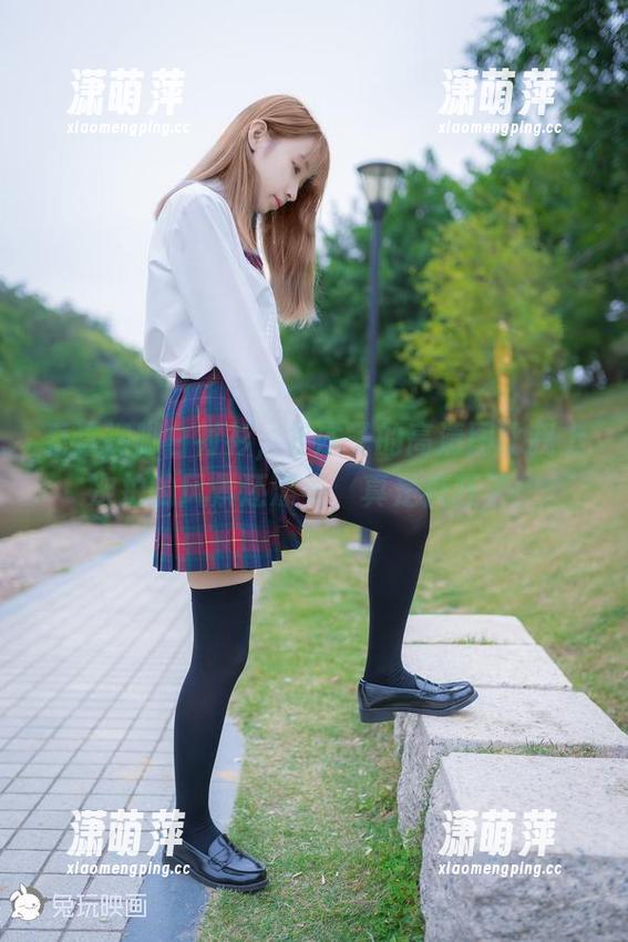 看这裸脚白衬衫，祖木子的高清图比我上次拍的风景还漂亮，真是疯狂了！