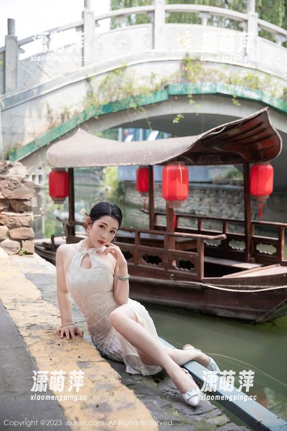 秀人网 - 走过路过不要错过：ALICE梁紫轩棉袜全集，原图分享别怂！