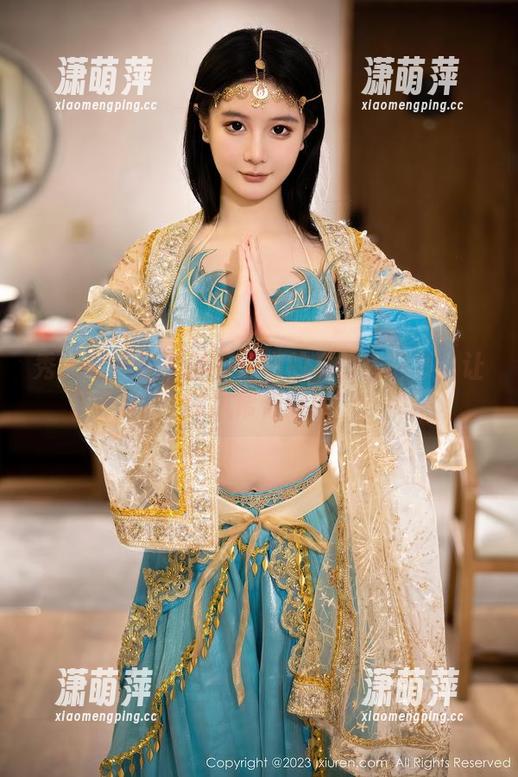 秀人网-伊丽莎有点白 秀人网 - 伊丽莎有点白的夏日作品集:让微风帮你解读