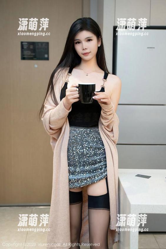 秀人网 - 奈奈Fox全套美照：女神范怎样一秒翻车？