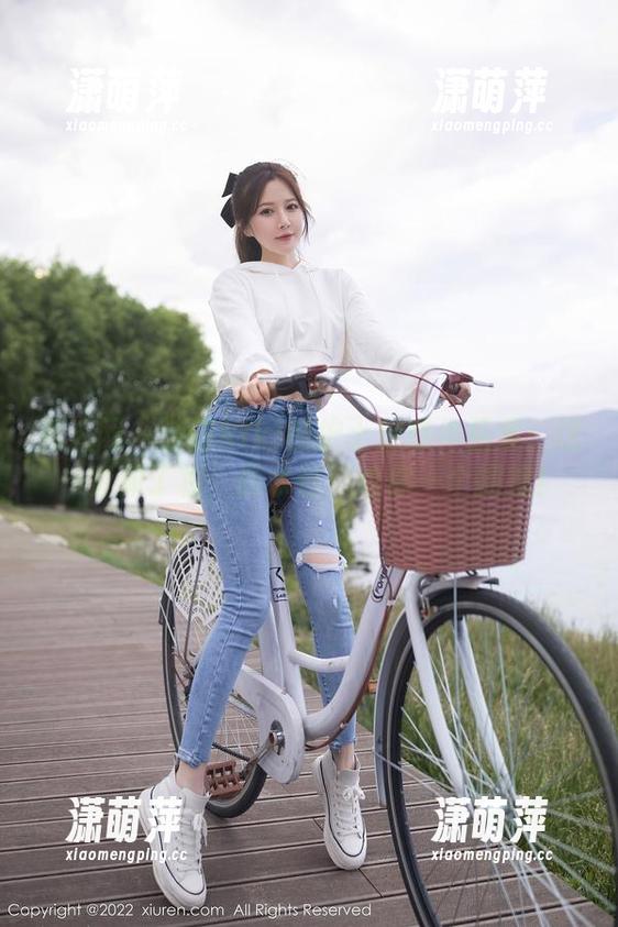 秀人网-诗诗kiki 秀人网 - 诗诗kiki的护士魅惑作品集:这一套卸了妆,药水都想给你一个拥抱!
