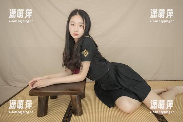 紧急企划 - 下载网盘里的林书辞短裙写真，差点儿让我忘了外面还有鹤立鸡群的我。
