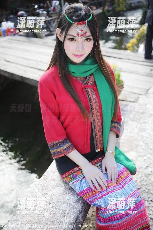 美媛馆 - 真的很惊艳啊，于大小姐这组圣诞写真挺不一样的！