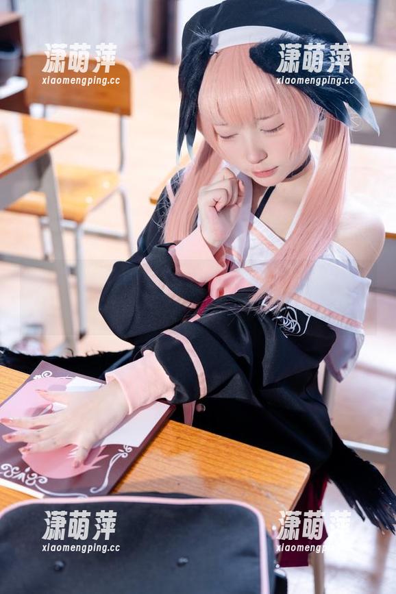 写真里的花铃Hana：特工护士，枪林弹雨中归来更娇俏！