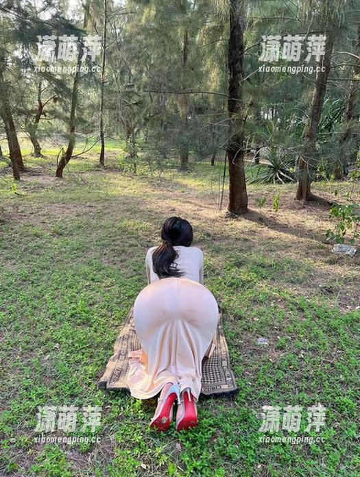 微密圈 - 迷人的五姨太的运动集，下载一份做收藏，准备好迎接你的新爱吧！