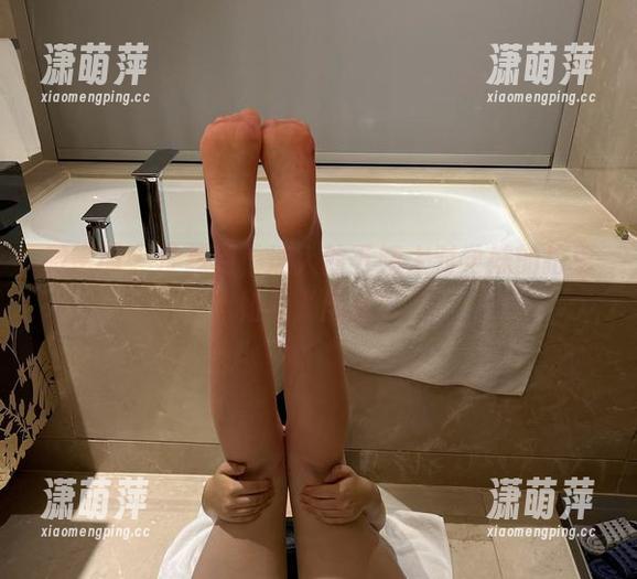 迷人的五姨太 微密圈 - 没想到,迷人的五姨太对学妹的拍摄如此“用心”