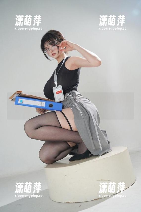 灰丝写真集：一场阿寨寨ninja的高清视觉冒险